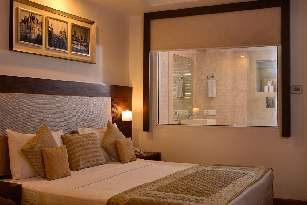 Hotel Le Roi Near New Delhi Railway Station Экстерьер фото