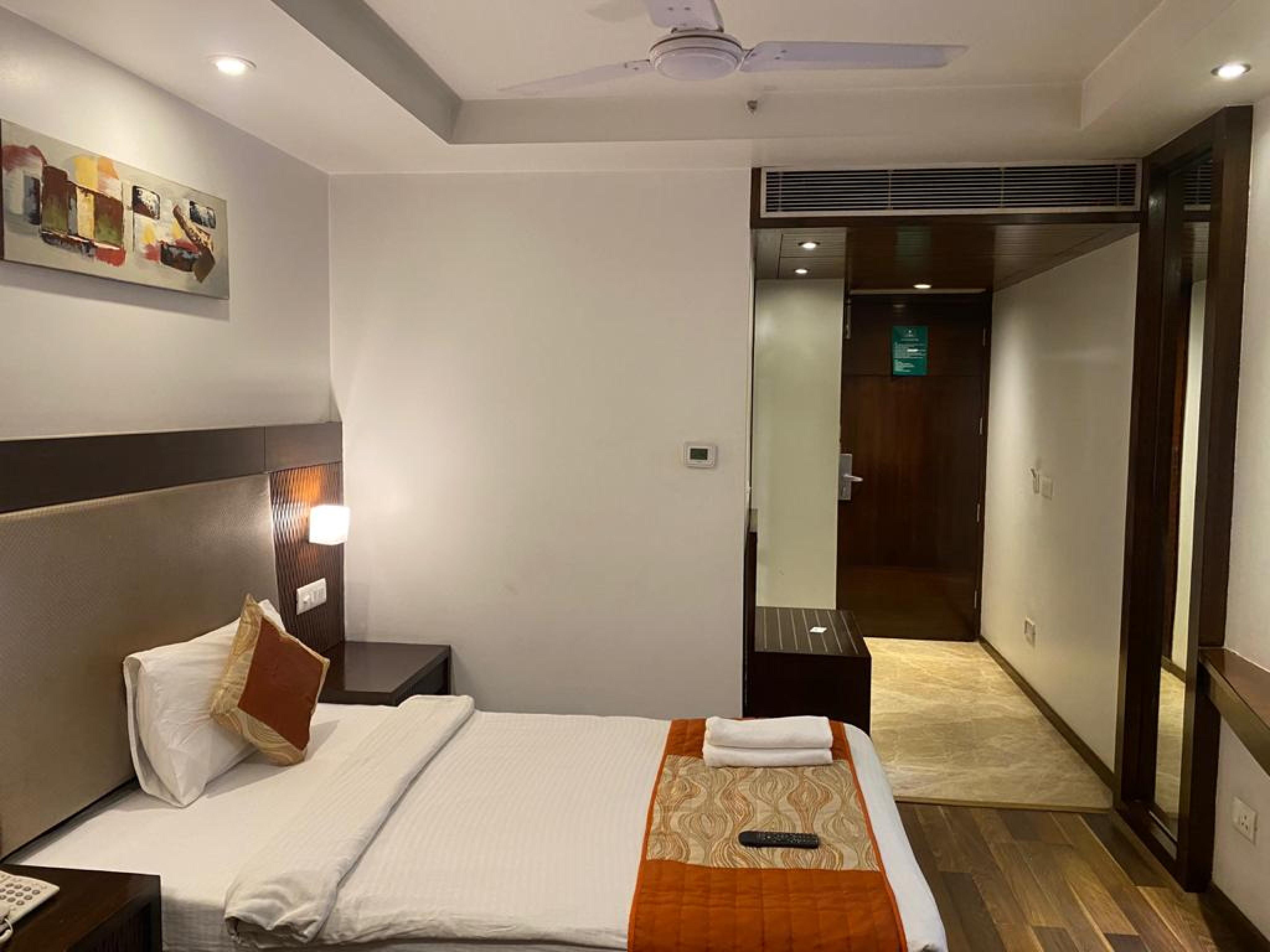 Hotel Le Roi Near New Delhi Railway Station Экстерьер фото