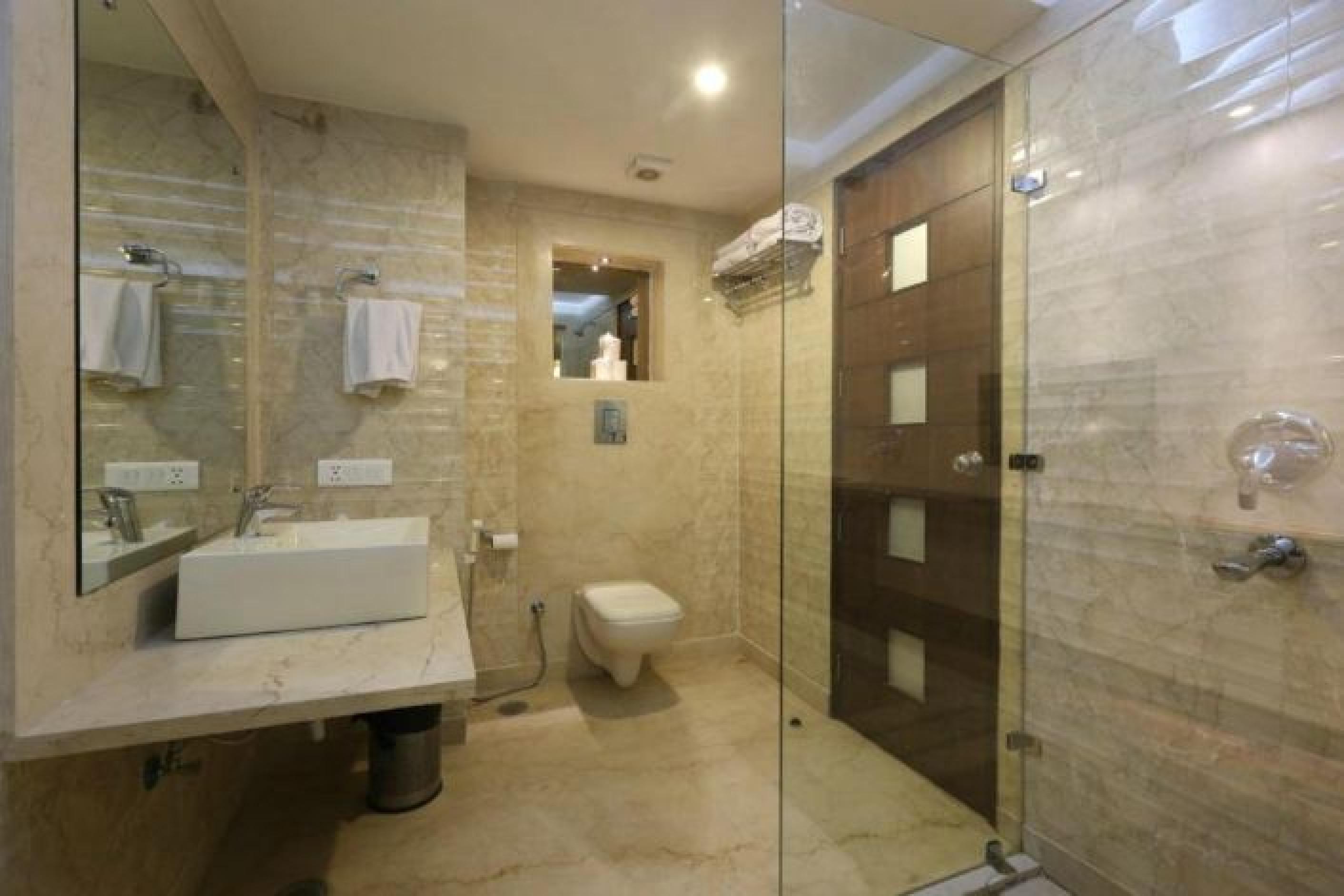 Hotel Le Roi Near New Delhi Railway Station Экстерьер фото