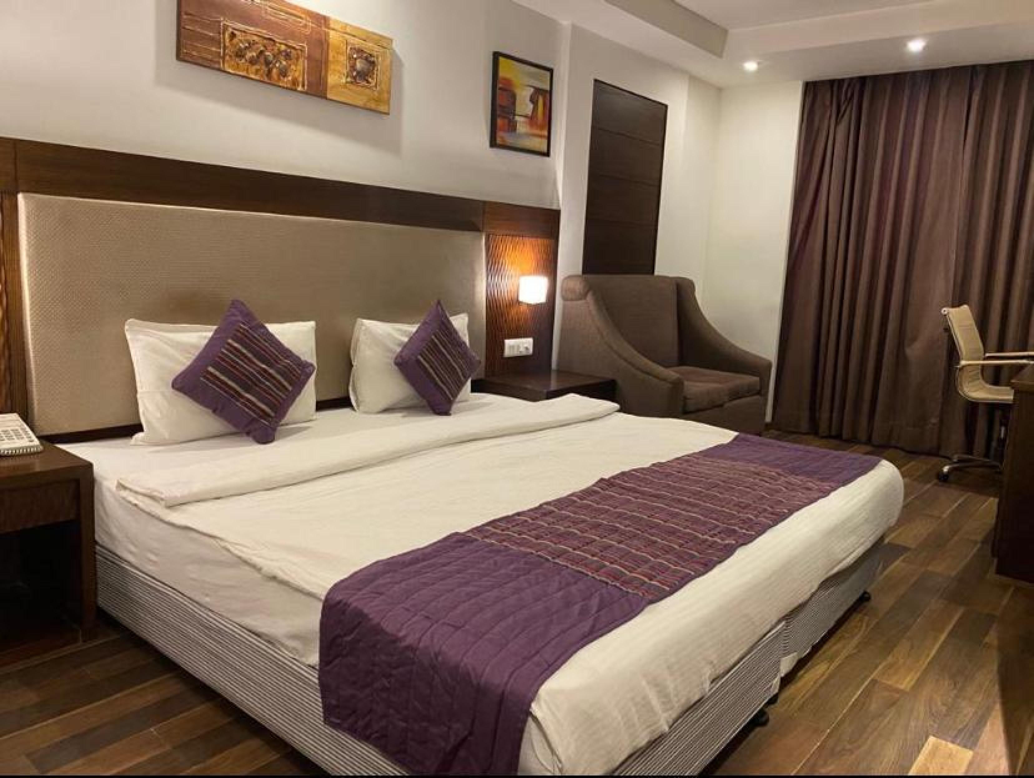 Hotel Le Roi Near New Delhi Railway Station Экстерьер фото