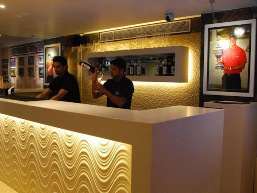 Hotel Le Roi Near New Delhi Railway Station Экстерьер фото