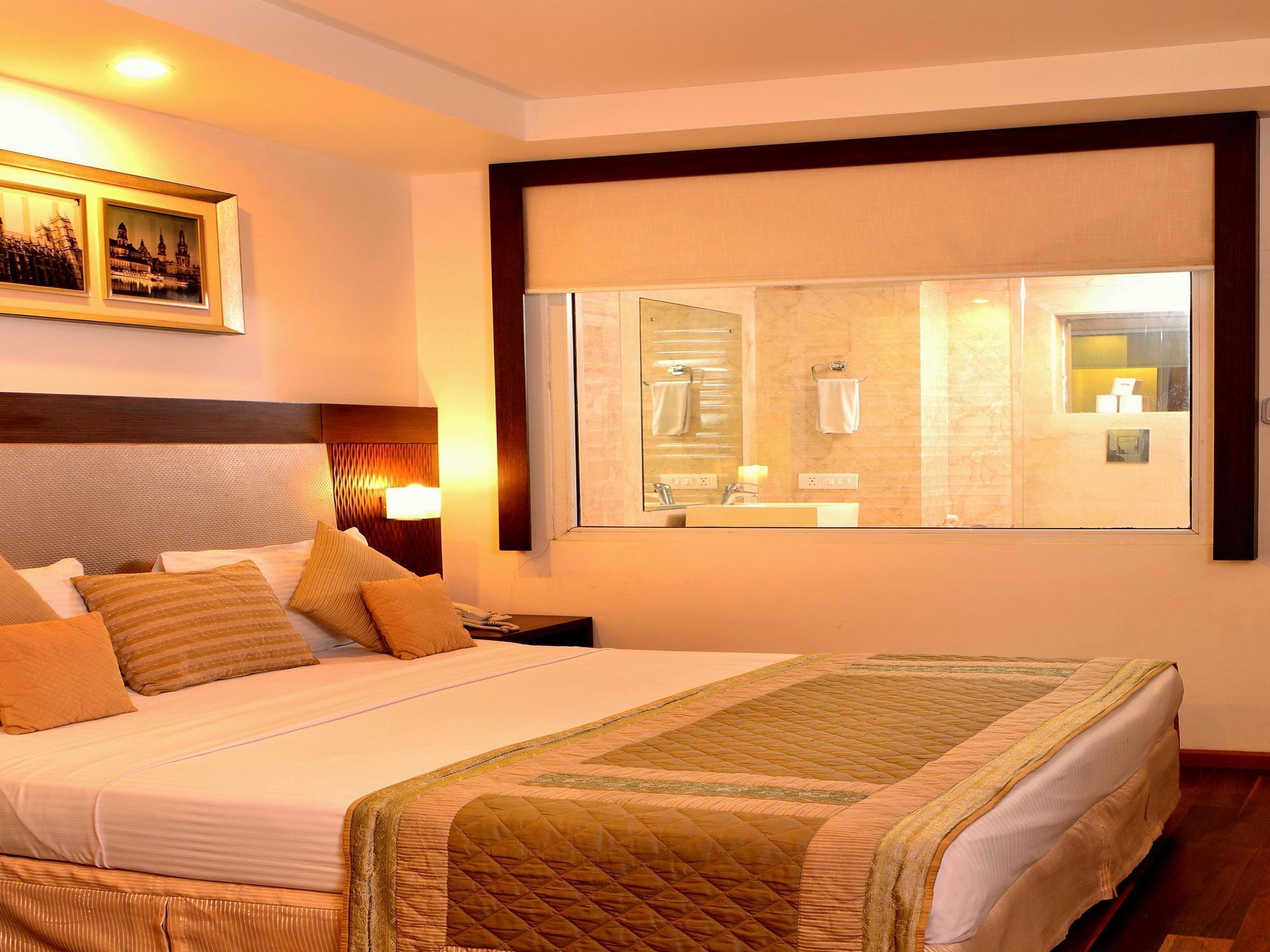 Hotel Le Roi Near New Delhi Railway Station Экстерьер фото