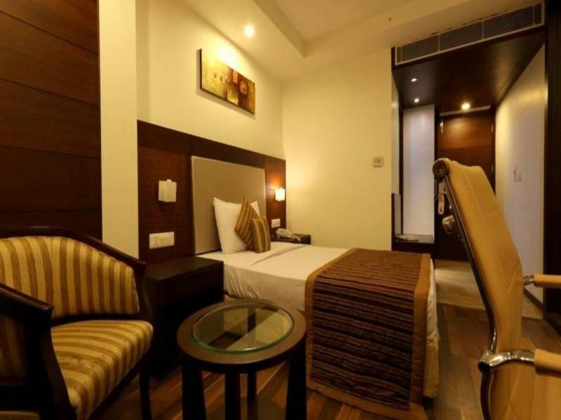 Hotel Le Roi Near New Delhi Railway Station Экстерьер фото